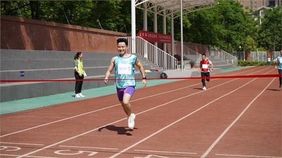 2025麥克威春季運(yùn)動會100米短跑