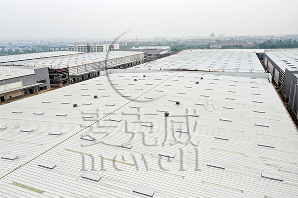 蘇寧云商成都B2C自動(dòng)分揀中心—四川一字型電動(dòng)采光排煙天窗 蘇寧云商成都B2C自動(dòng)分揀中心—四川一字型電動(dòng)采光排煙天窗